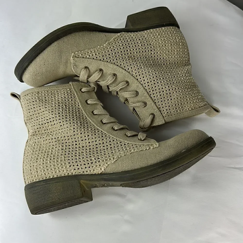 Rocket Dog Tave Beige Heavy Washed Canvas Boots Size 7.5